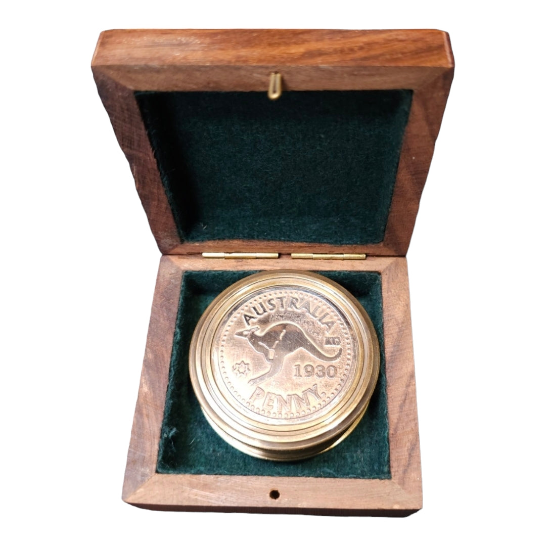 Australia Penny Small compass with box