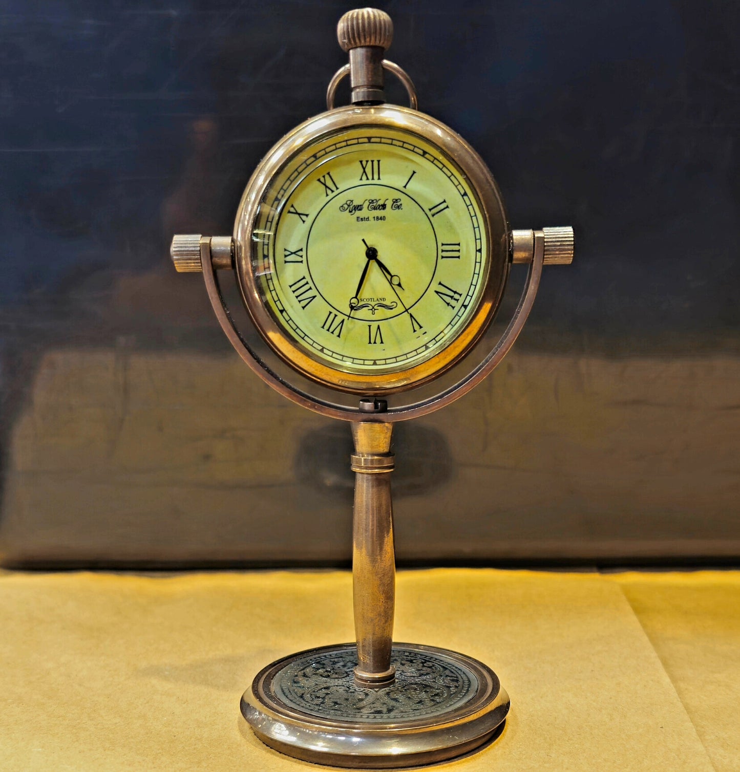 Royal clock | Desk clock | Engravable