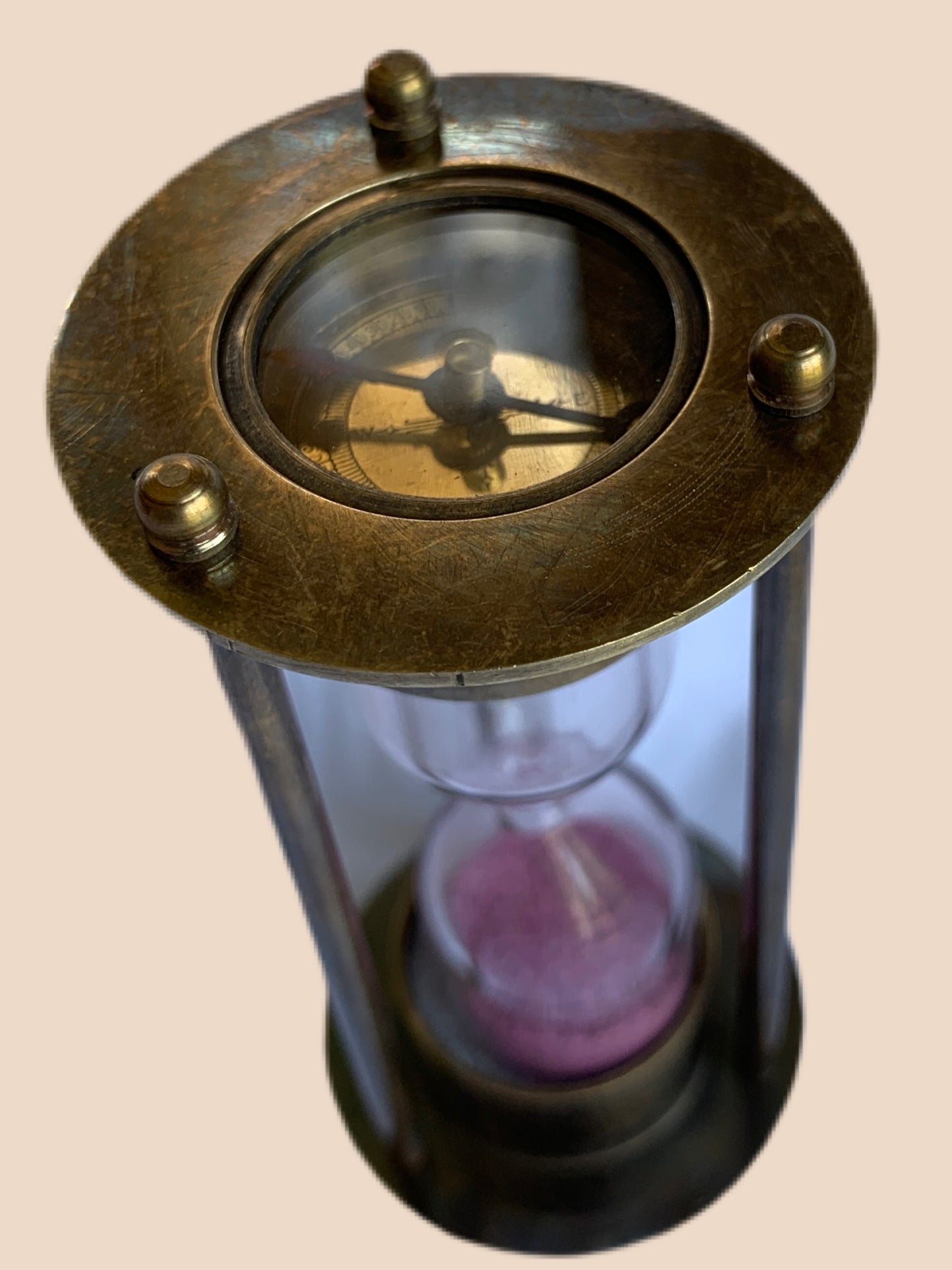 1 Minute Pink Antique Sand Timer with three brass rods with encased compass