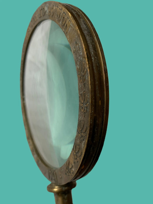 Heavy magnifier