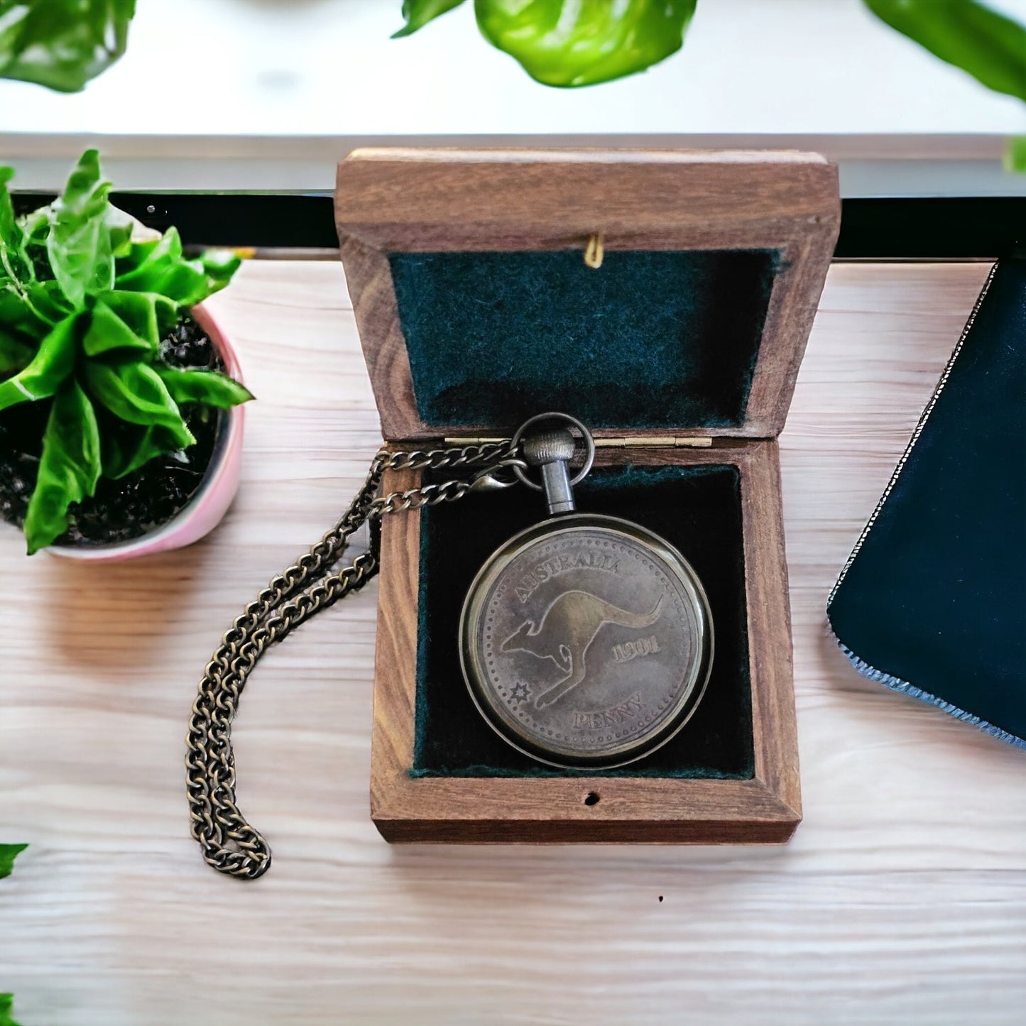 Australia penny watch with wooden box