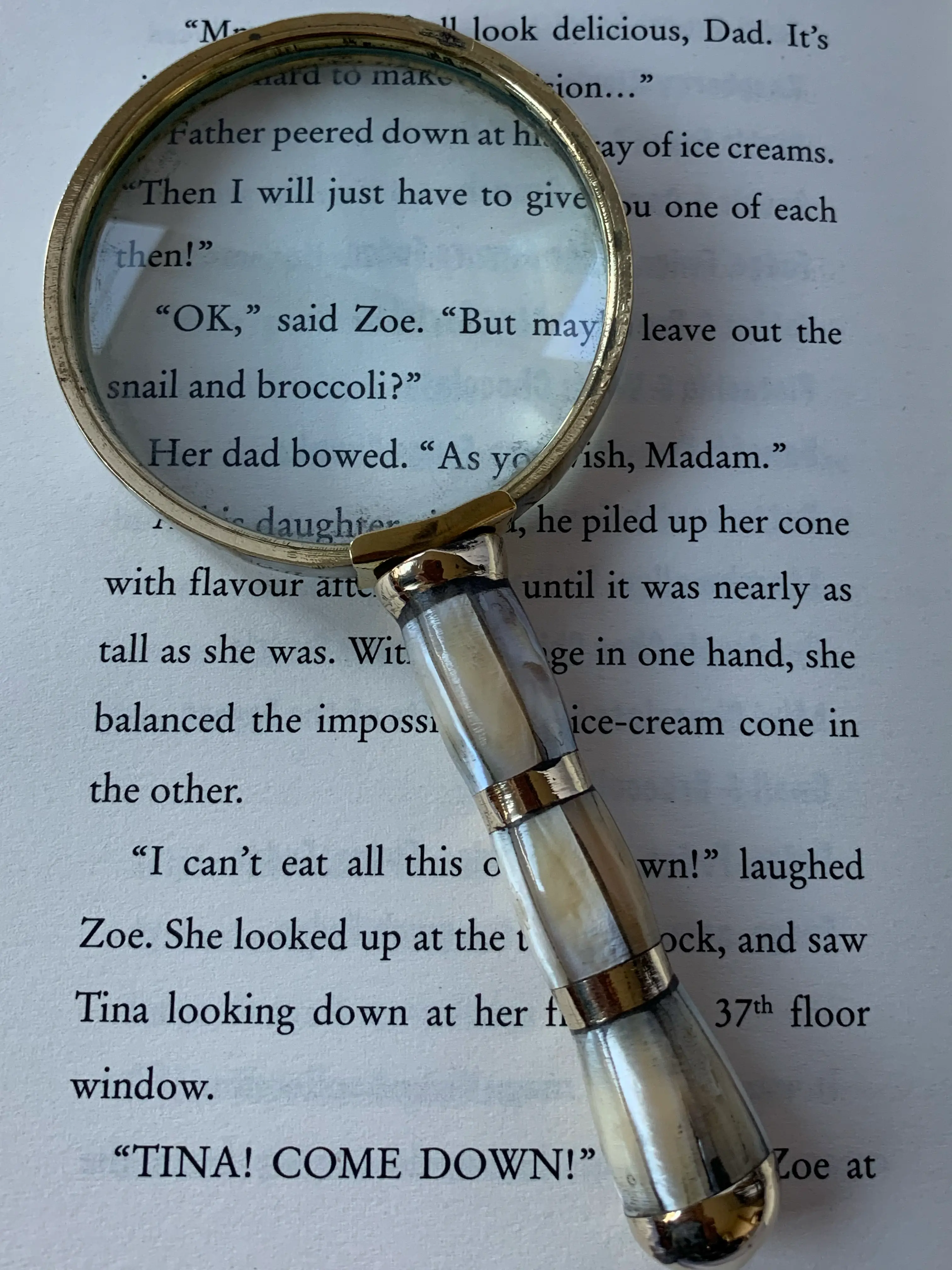 Marble magnifier