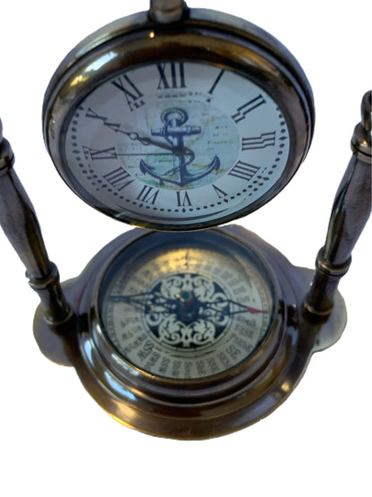 Arch compass clock